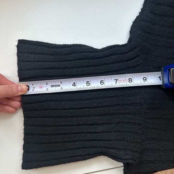 Nordstrom BP. Cropped Turtle Neck Knit Sweater - Picture 4 of 7
